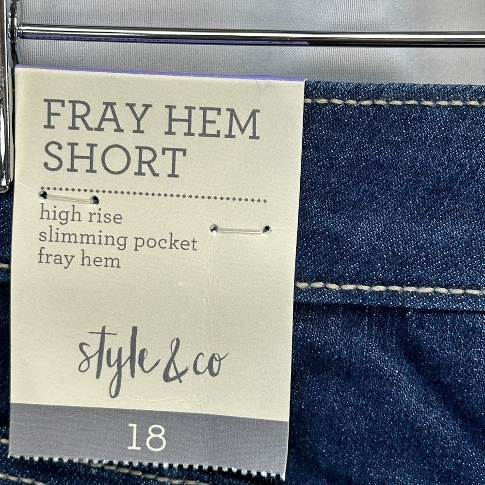 Style & Co High Rise Fray Hem Denim Shorts - Blue - size 18 - Picture 5 of 10